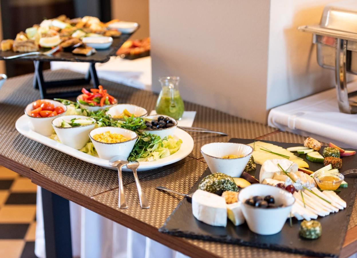 Lok - Die Pension - Das Restaurant Tessin المظهر الخارجي الصورة