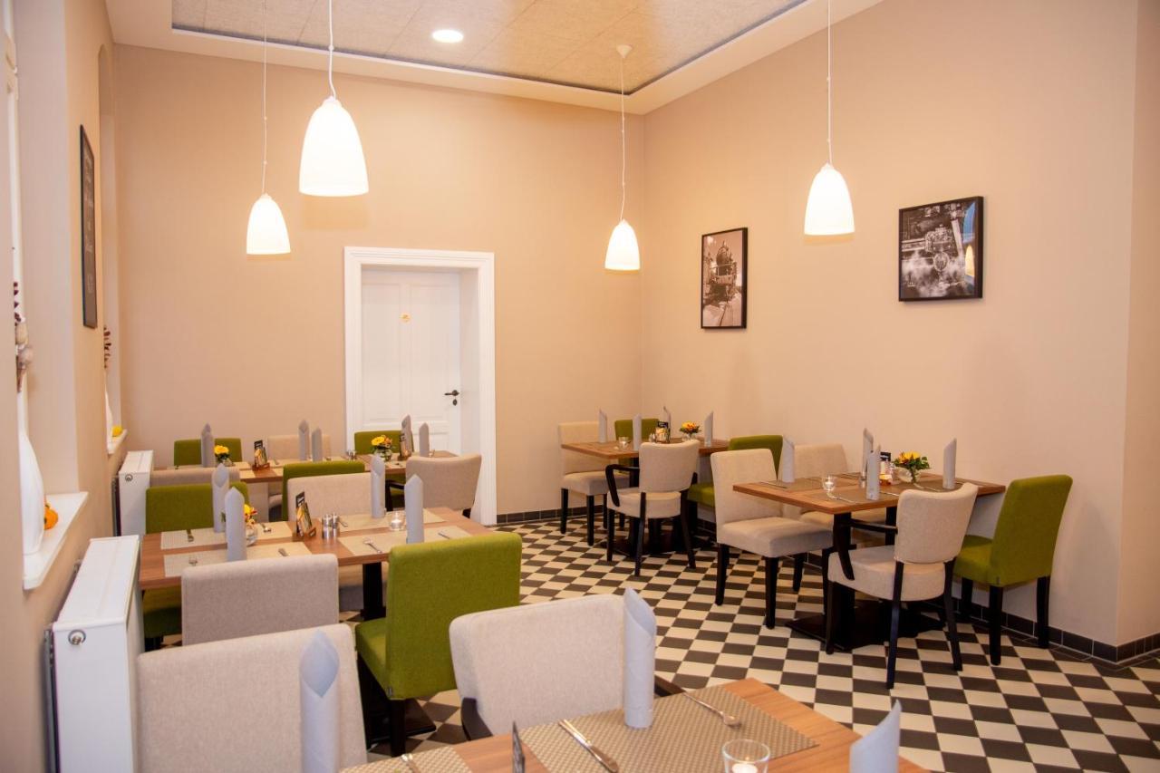 Lok - Die Pension - Das Restaurant Tessin المظهر الخارجي الصورة