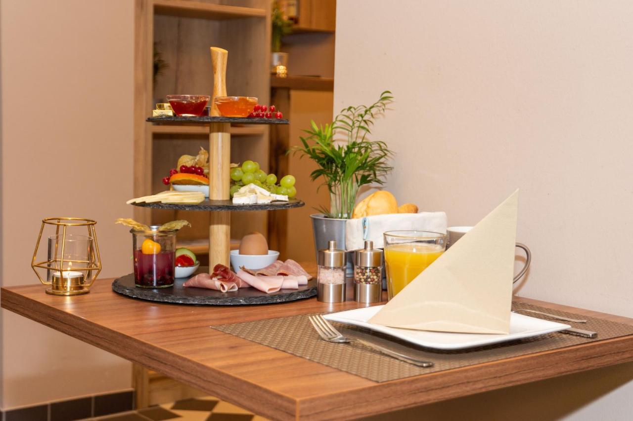 Lok - Die Pension - Das Restaurant Tessin المظهر الخارجي الصورة